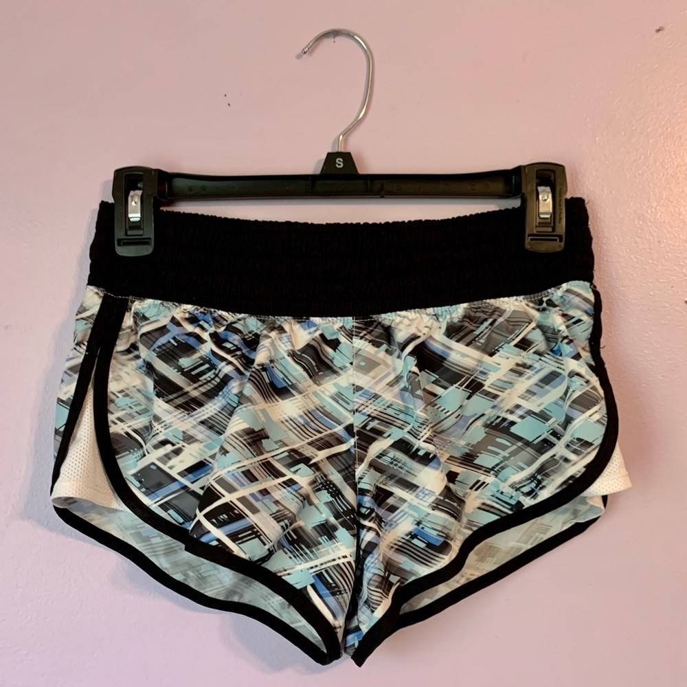 Running shorts
